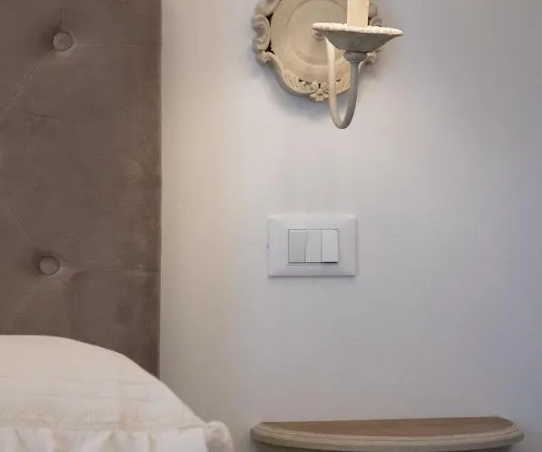 Artemisia * Viareggio